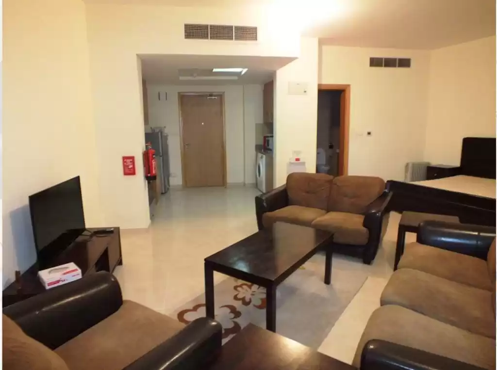 住宅 就绪物业 工作室 楼/楼 公寓  出售 在 萨德 , 多哈 #8228 - 1  image 